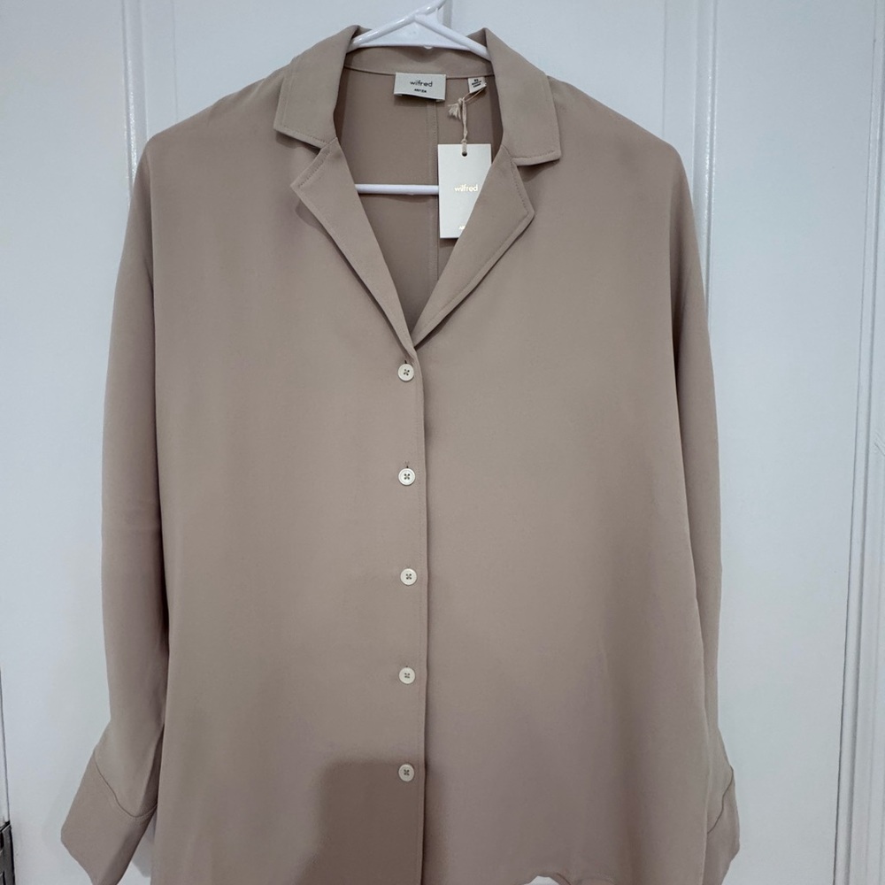 Aritzia Freeform Blouse